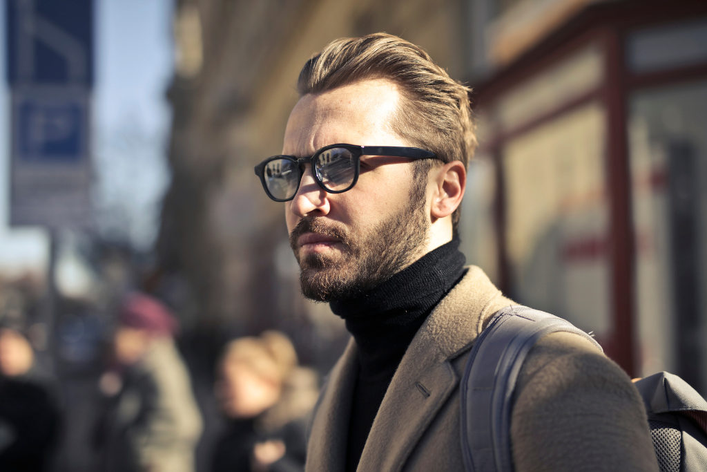 3 niezbędne akcesoria, które uzupełnią elegancką stylizację